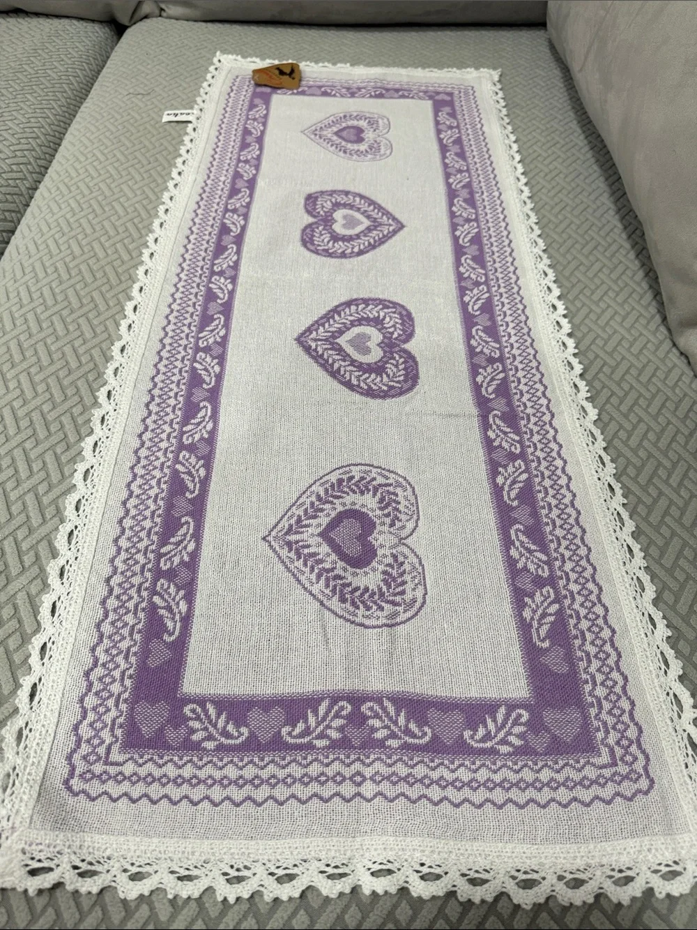 Purple Lavender Heart Lace-Trim Table Runner Country Cottage 37”x14”